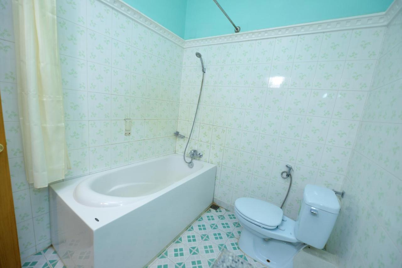 Shwe Kyun Hotel Таунджи Екстериор снимка