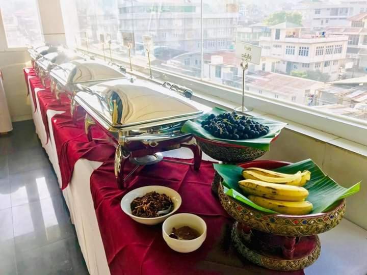 Shwe Kyun Hotel Таунджи Екстериор снимка